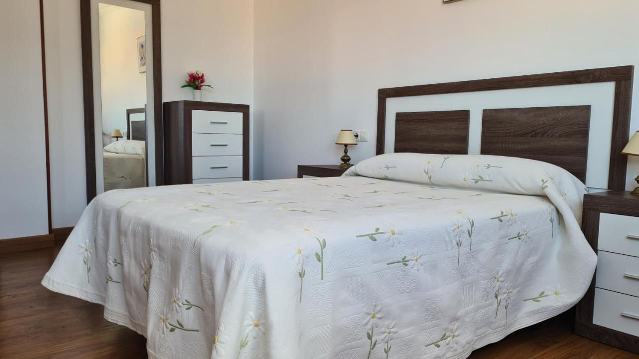 무히아 Apartamento Mari Carmen 아파트 외부 사진