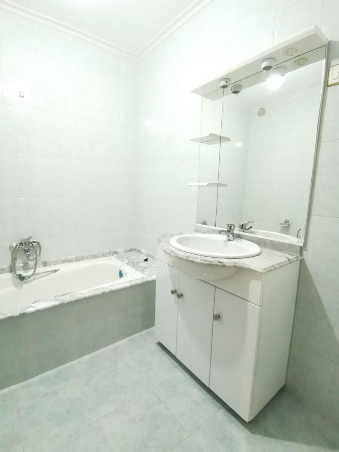 무히아 Apartamento Mari Carmen 아파트 외부 사진
